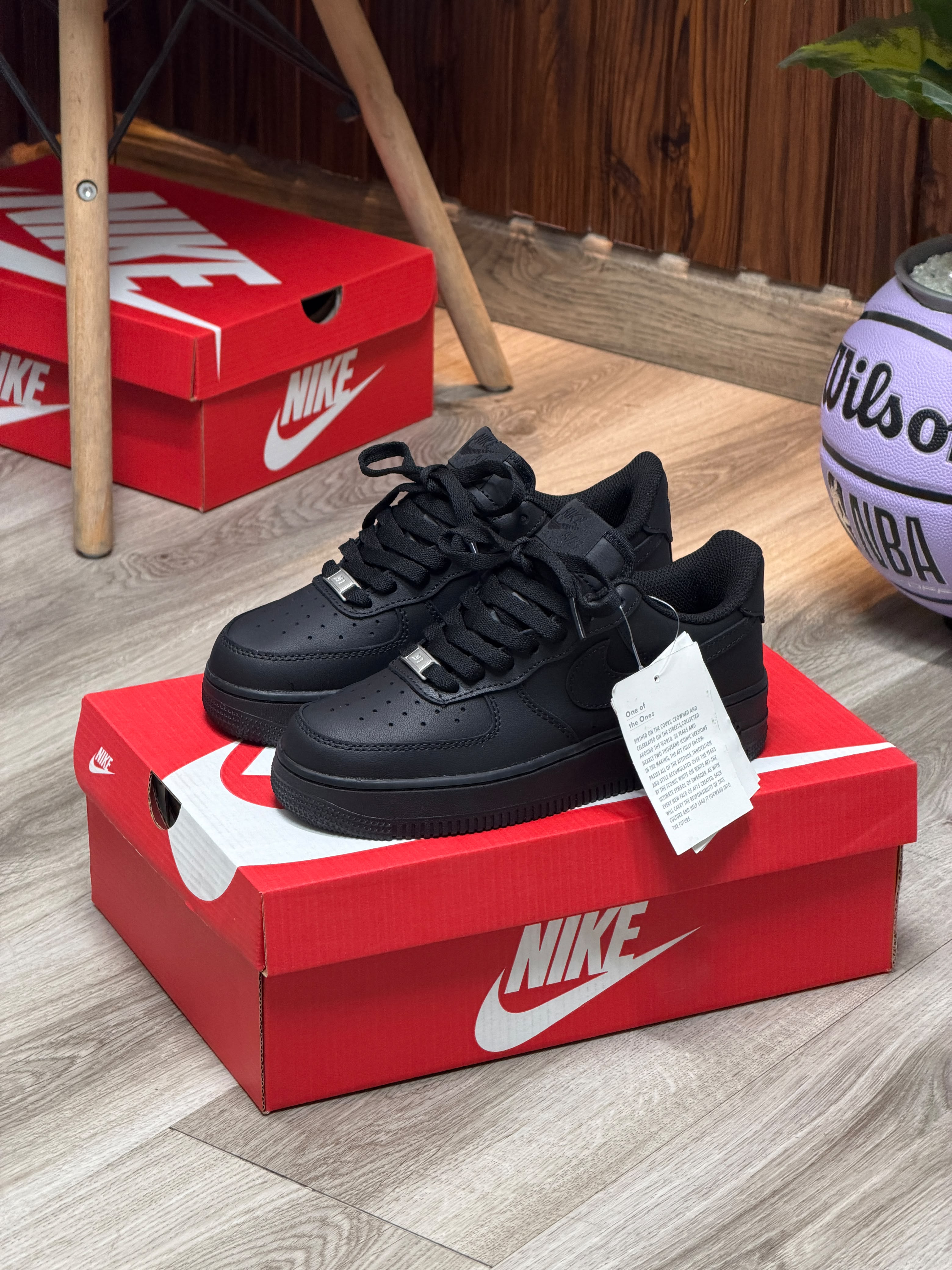 NK AF1 NEGRO DH